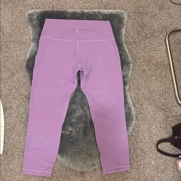 Lululemon Lavender Activewear - Picture 2 of 5